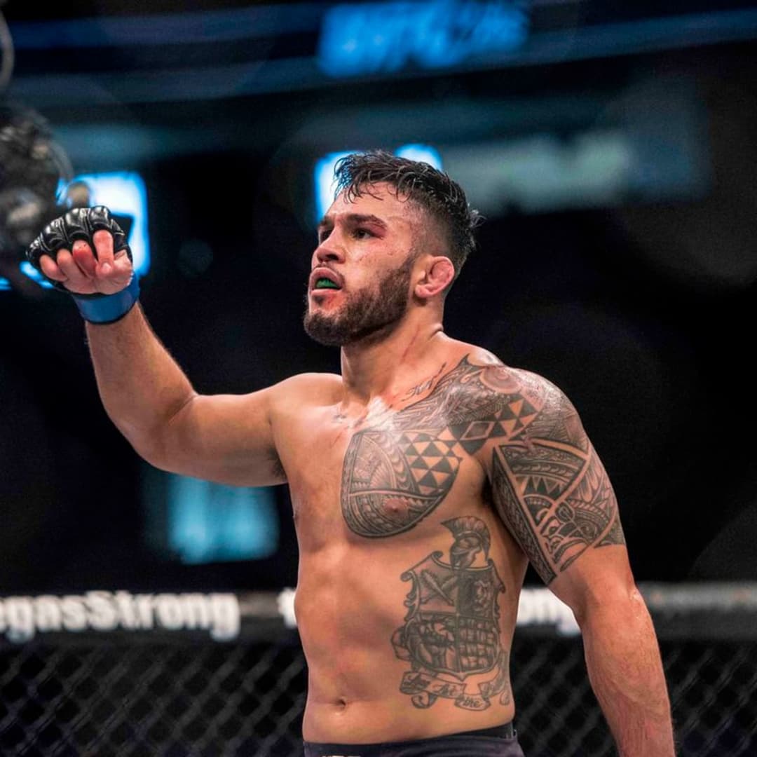 Brad Tavares